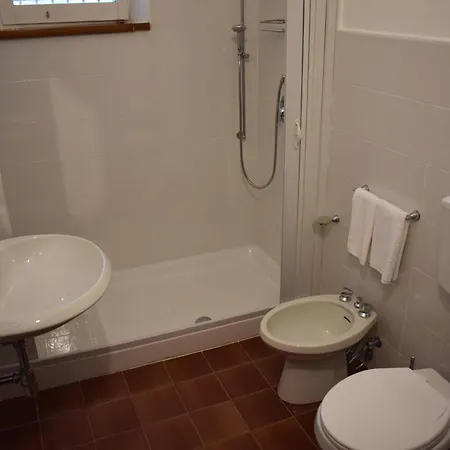 Alojamento de Acomodação e Pequeno-almoço Casabianca Palinuro