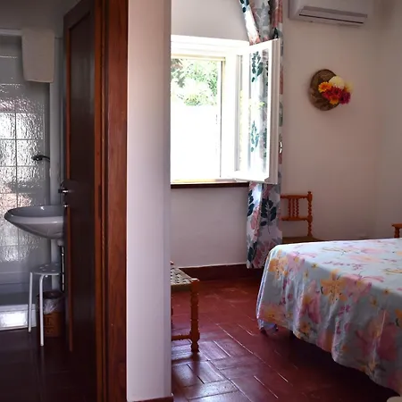 Alojamento de Acomodação e Pequeno-almoço Casabianca